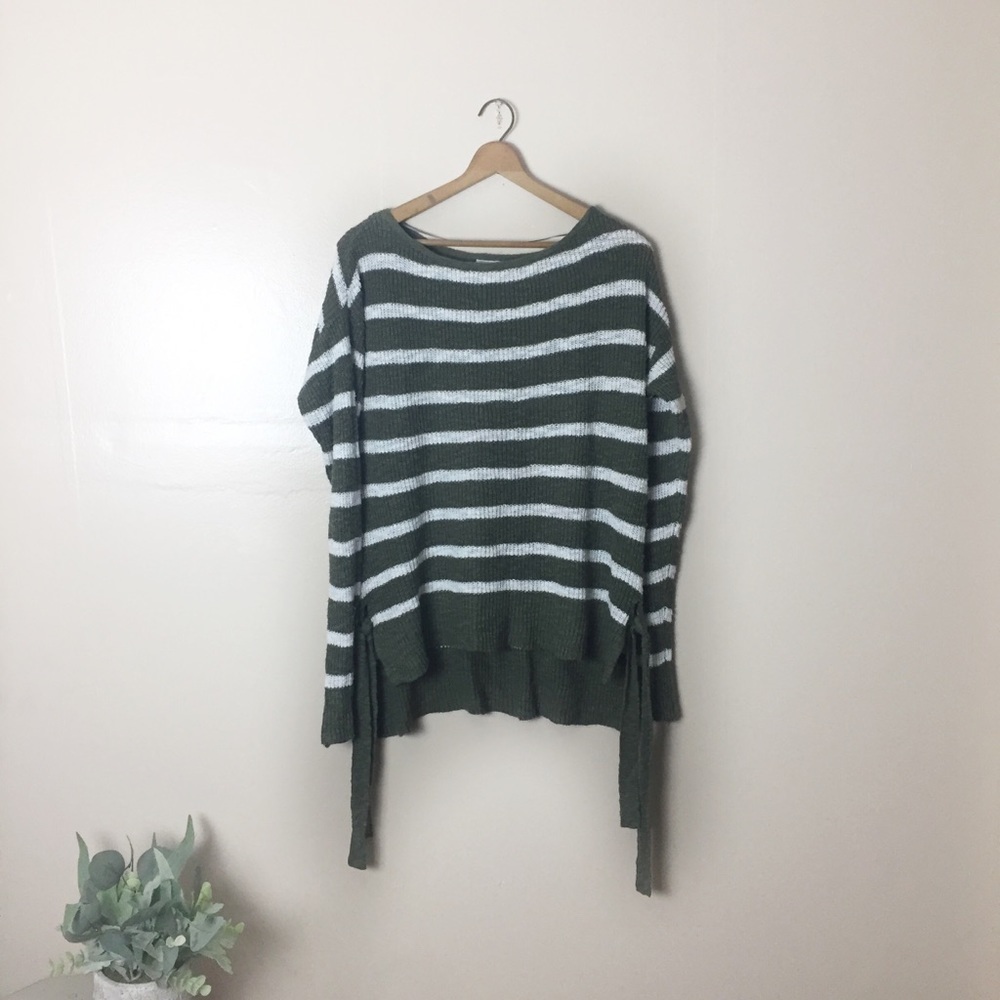 [Caslon] Olive Green & White Striped Sweater
